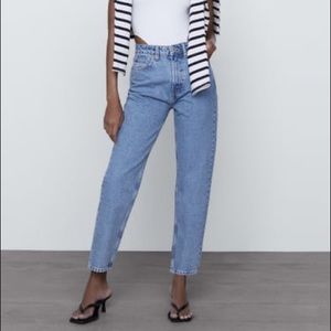 MOM FIT JEANS
